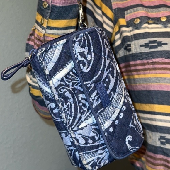 VERA BRADLEY Wallet - Picture 1 of 11